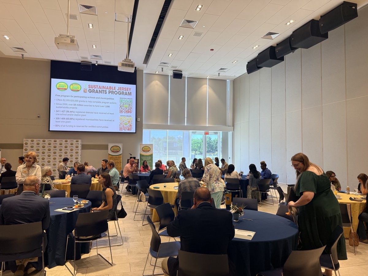 SJ_Program's tweet photo. Big news today—it's grant announcement day!
We're excited to reveal the 56 schools and municipalities receiving a Sustainable Jersey grant funded by the PSEG Foundation. #sjgrants @PSEGNews https://t.co/5vAXPEnU1J