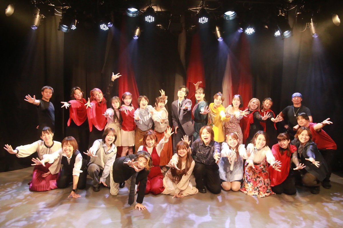 team_soragumi's tweet photo. 劇団空組第22回公演『ZOUAI』
2026/6/13〜14 全5回公演
扇町ミュージアムキューブ　CUBE03
無事、終演致しました。

ご来場誠に有難うございました。
関わってくださった全ての人たちに感謝！
旗揚げから22年目ですが、25周年を目指して歩き続けます。
#ゾウアイ
#劇団空組 https://t.co/ozzBj2j1Rw
