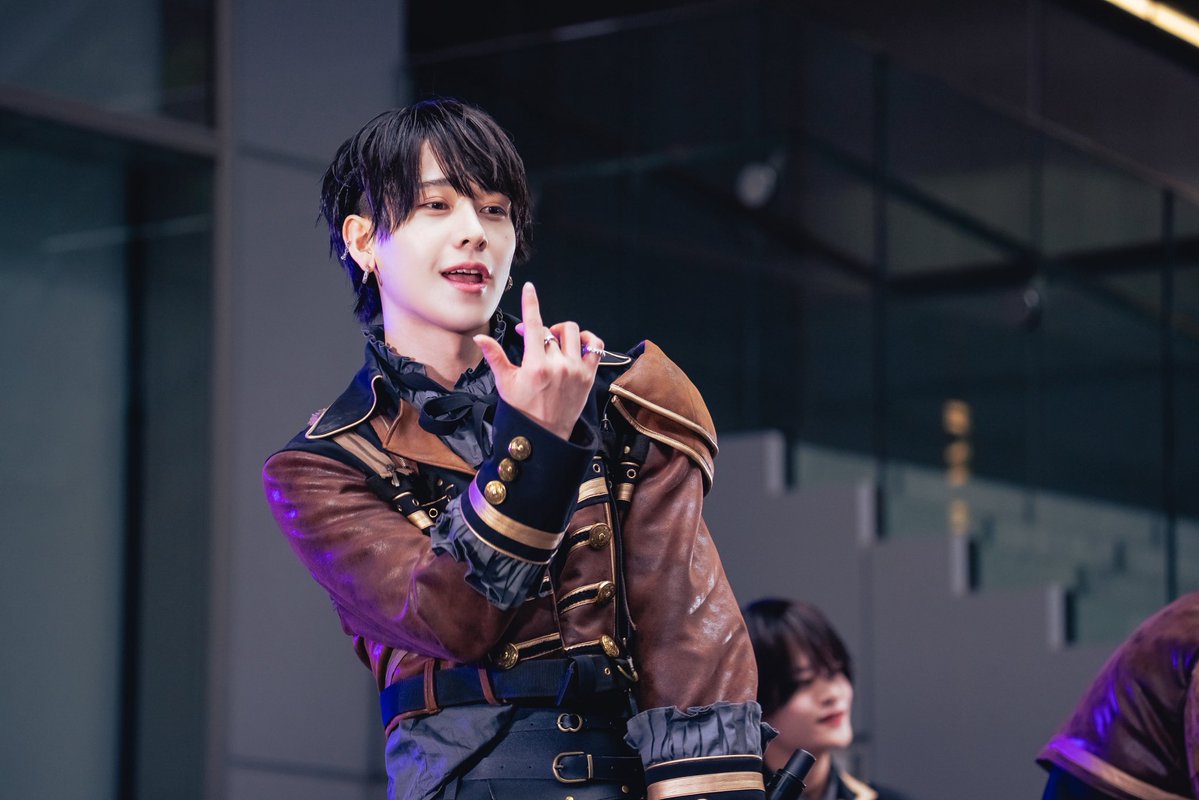___Zavage___'s tweet photo. 「#歌舞伎町大森靖子祭2026」
@ KABUKICHO TOWER STAGE
ありがとうございました🌏💖 ´-

Photography : 汐留シユ

#Zavageセトリ 
危険恥帯SE
沼！上等ｯ
かわいーましーん
NEKK♡YOU
新世界・東京BLUE
加害妄想
クソメスしていいよ、超大好き
イチャつこ、姫 https://t.co/A40Bp3gHZu