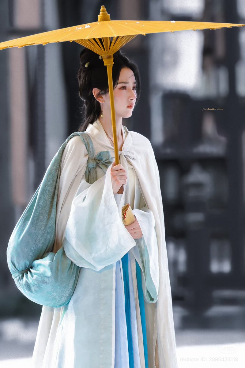 suejinz's tweet photo. 15-06-26
รูปรอยเตอร์ ใช้เป็นรูปโปรโมท
ซีรีส์ได้เลย สวยมาก
Cr. 凡间清舟渡, 两个月的.
#SongZuer  #ซ่งจู่เอ๋อร์ 
#SigongLing #ซือกงลิ่ง 
 #ThePalaceStewardess https://t.co/87OUxPWjAw
