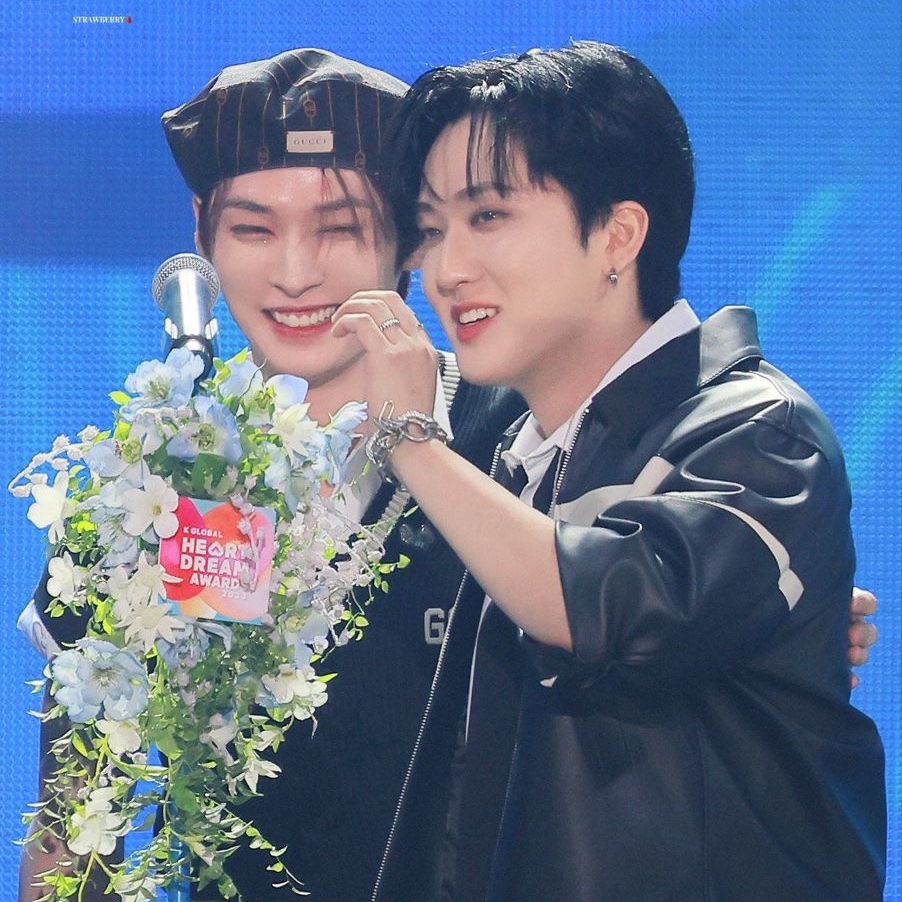 jutdwaesaurus's tweet photo. #minbin https://t.co/k9TrJSk65k