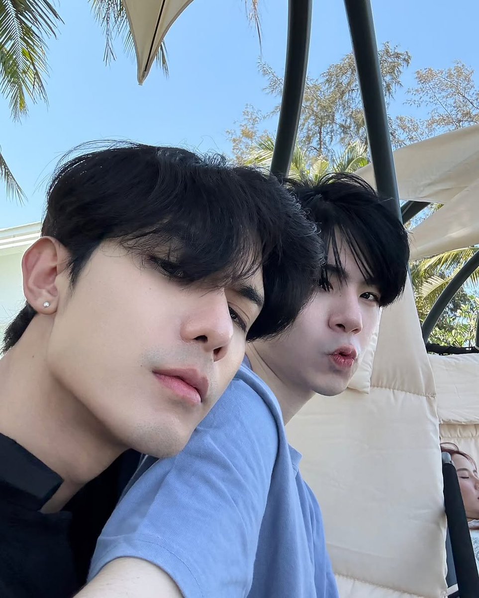PKalista4's tweet photo. ～ NETJJ Throwback Moment  ～

*.ﾟ+ What Net said when commemorating their 18 months together +.ﾟ*

🖤: 18 months already. Thank myself for choosing this mischievous child. Thank you for bringing joy into my life and for holding my hand as we continue on. 

#NETJJ #netsiraphop #jj_rcp