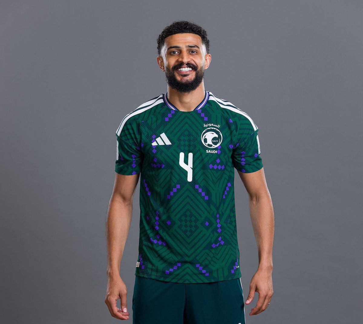 adeel99969's tweet photo. اذا حس هذا الثلاثي بأهمية المسؤولية المناطه بهم داخل الملعب وكانوا في قمة تركيزهم والبعد عن الشرود الذهني وتقمص شخصيات اخرى والحماس الزائد ، فانا متأكد ان منتخبنا سيقدم مباراة كبيرة ولا استبعد الفوز
بالتوفيق للأخضر 🇸🇦🇸🇦
#السعودية 
#كاس_العالم_٢٠٢٦ 
#السعودية_الأوروغواي https://t.co/Cvgr6TMsoW