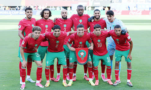 AMerzaq's tweet photo. كلما تألق المغرب في كرة القدم أو الاقتصاد أو الدبلوماسية، خرجت أصوات الحقد والتقليل من شأنه.

والسبب بسيط: النجاح يزعج من اعتاد رؤية المغرب في الخلف، فإذا به يتقدم الصفوف ويكتب فصلاً جديداً من تاريخه.

المغرب ليس دولة طارئة على التاريخ، بل أمة حافظت على هويتها وملكيتها واستمرارية دولتها عبر القرون، بينما تبدلت أنظمة واختفت كيانات وتغيرت خرائط.

من الأندلس إلى غرب إفريقيا، صنع المغرب التاريخ ولم يكن يوماً مجرد متفرج عليه.

لذلك لا تزعجنا حملات السب والقذف، لأنها في كثير من الأحيان ليست سوى اعتراف غير مباشر بأن المغرب أصبح رقماً صعباً لا يمكن تجاهله.

المغرب كان هنا بالأمس، وهو هنا اليوم، وسيبقى هنا غداً

#أسود_الأطلس
#المملكة_المغربية
#تاريخ_المغرب
#المغرب_أولا