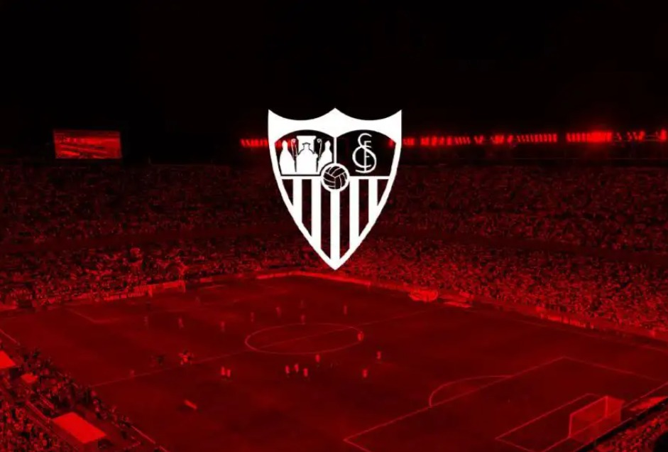elsevillistacom's tweet photo. 📃 El Sevilla condena la agresión sexual de Rafa Mir tras su sentencia de prisión

📰 El club hispalense muestra su "máximo respeto" por la justicia tras la pena de ocho años y medio dictada

#️⃣ #TDSDeporte #SevillaFC  

✍🏼 @Erick18SFC

🔗 https://t.co/yEyi6FXhUs https://t.co/MkGRJYD8mI