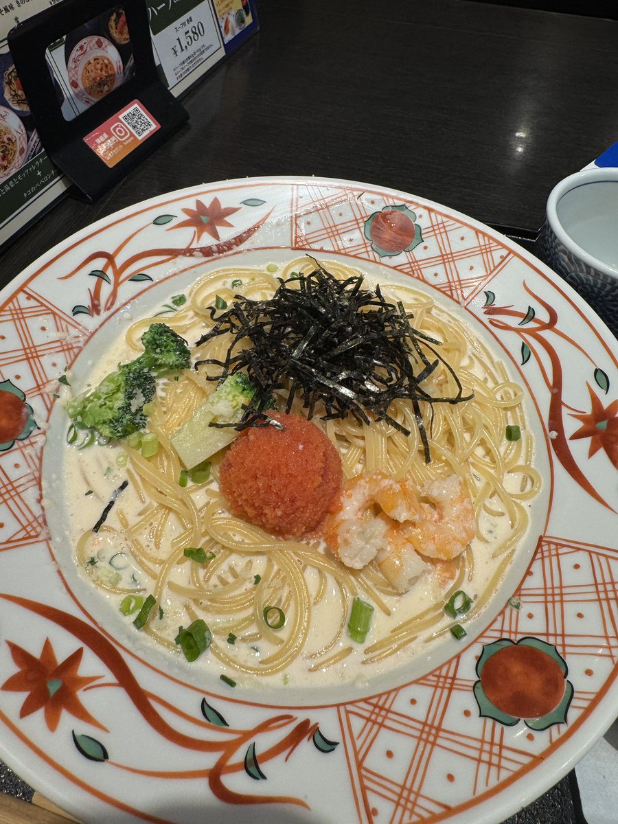 ketsutake's tweet photo. 今日のラﾝチ(ﾝﾎﾟ￼)はごぇちゃん🍝だったｻﾞﾏｽ💖✨✨ https://t.co/rOk9nlolwY