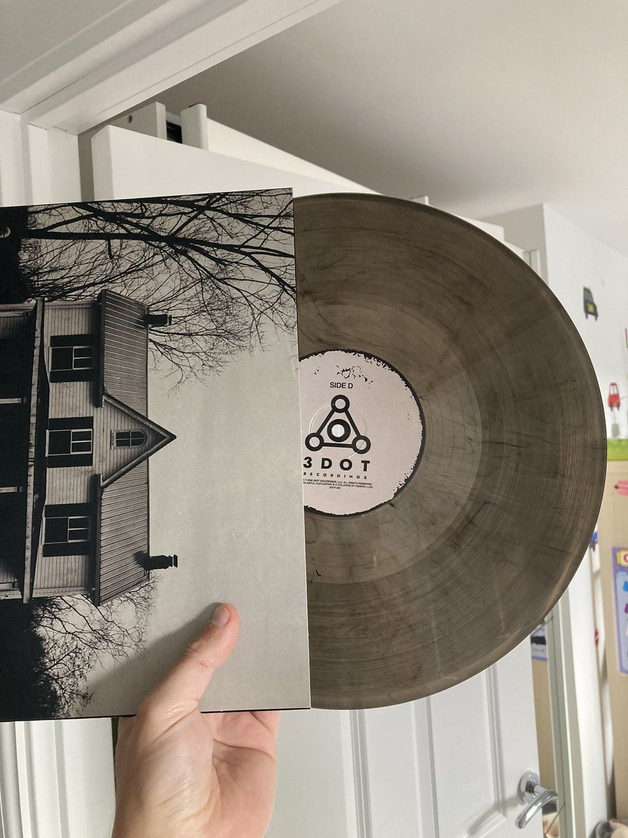 Periphery tweet media