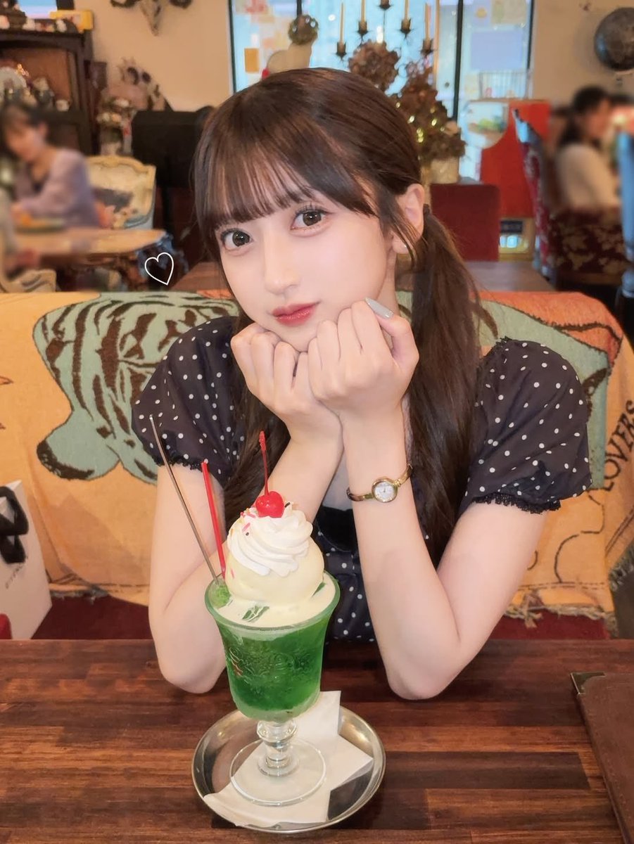 BU_SANN's tweet photo. 田代すみれちゃん、21歳のお誕生日、おめでとうございます🎉㊗️💜

お勉強やお仕事、新しいことにチャレンジできていると良いな☺️
健やかな1年になりますように☺️

私の心の中にはずっとすーちゃんがいます💜🫶

#田代すみれ生誕祭
#田代すみれ誕生祭
#やぽしゅみすぅちゃん https://t.co/HT84myewGu