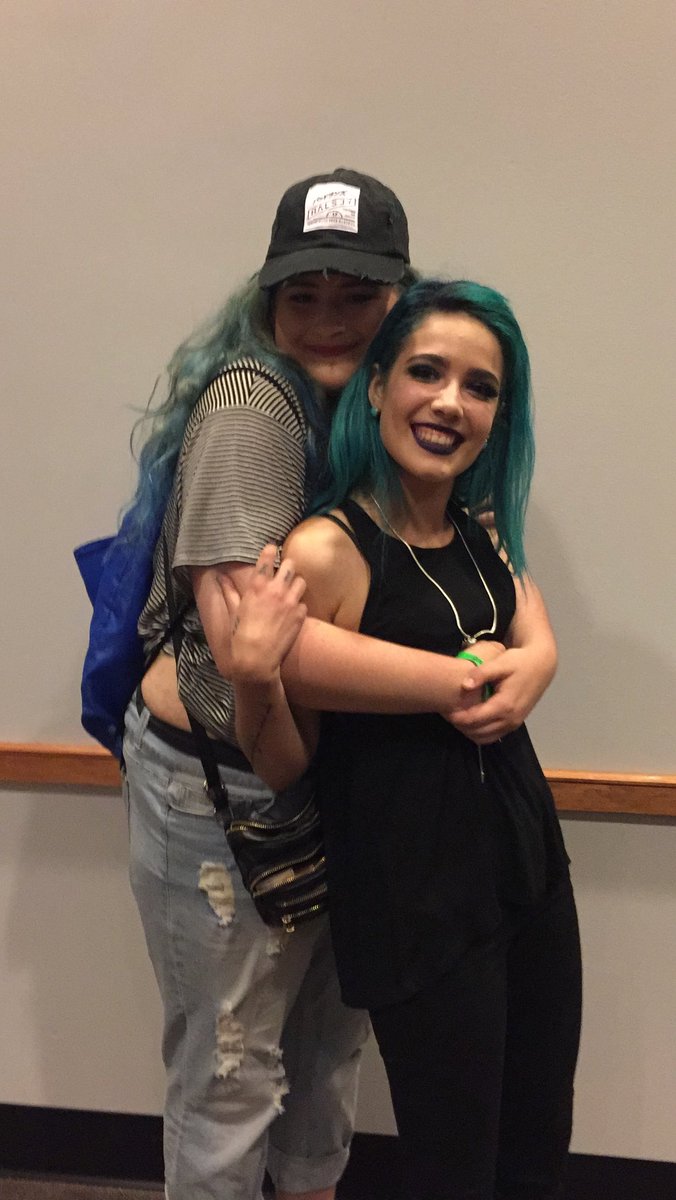 boybehindbricks's tweet photo. this was 11 years ago i am: unwell 

two bbies @halsey https://t.co/5OOW332ooo