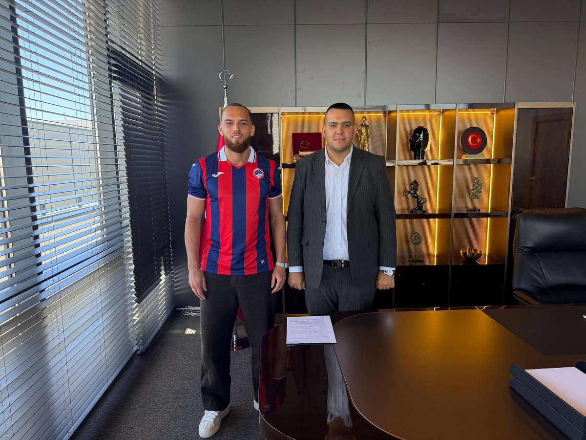 KirikkaleFKtr's tweet photo. Hoş Geldin Christopher Kröhn! ❤️💙

Kulübümüz, son olarak Eskişehirspor forması giyen profesyonel futbolcu Christopher Jakob Kröhn ile 1 Temmuz 2026 tarihinden itibaren geçerli olmak üzere 1 yıllık sözleşme imzalamıştır.
Gücü, mücadeleci yapısı ve gol yollarındaki etkinliğiyle takımımıza önemli katkılar sağlayacağına inandığımız Christopher Kröhn'e ailemize hoş geldin diyor,  formamız altında başarılarla dolu bir sezon diliyoruz.

Anlaşmanın kulübümüze, camiamıza ve oyuncumuza hayırlı olmasını temenni ederiz.