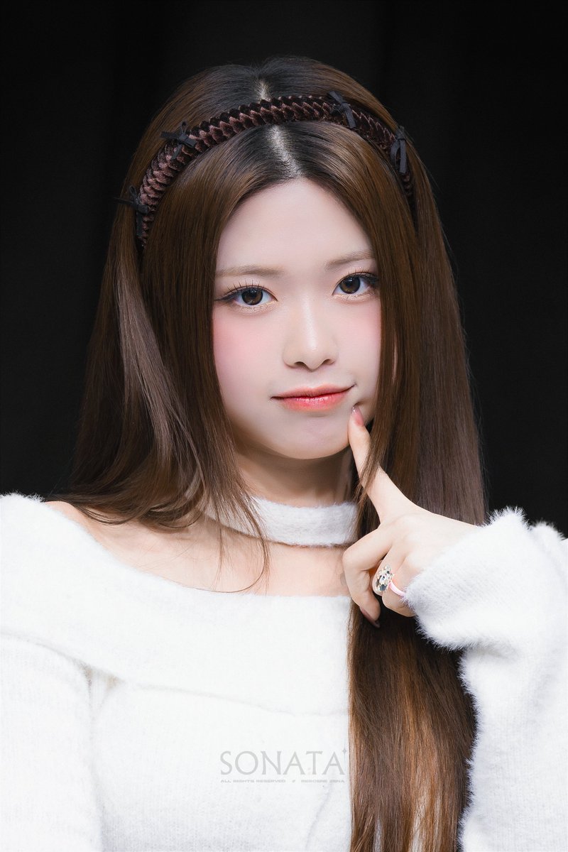 sonata_zena's tweet photo. 241110    

#리센느 #RESCENE 
#제나 #ZENA https://t.co/wfDIt8wn4T