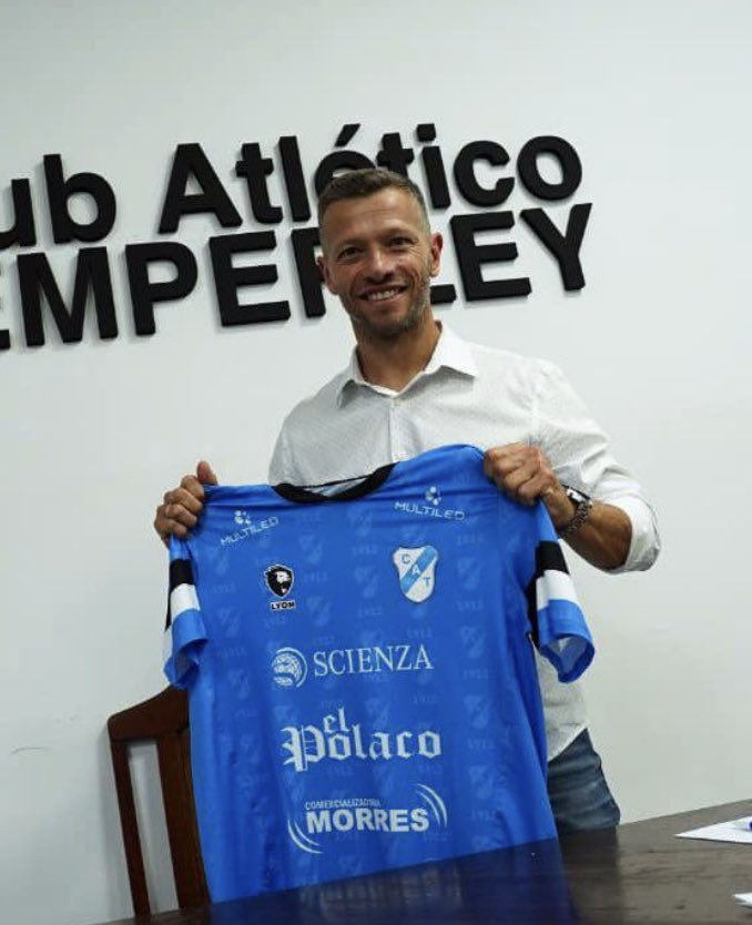 hernan_lewin's tweet photo. Muy buen laburo del DT, mucho mérito de la SCF bancando el proyecto en la racha negativa 🩵⛽️, la cantidad de chicos que están jugando en primera hace mucho que no ocurría. https://t.co/L865LQXTdR