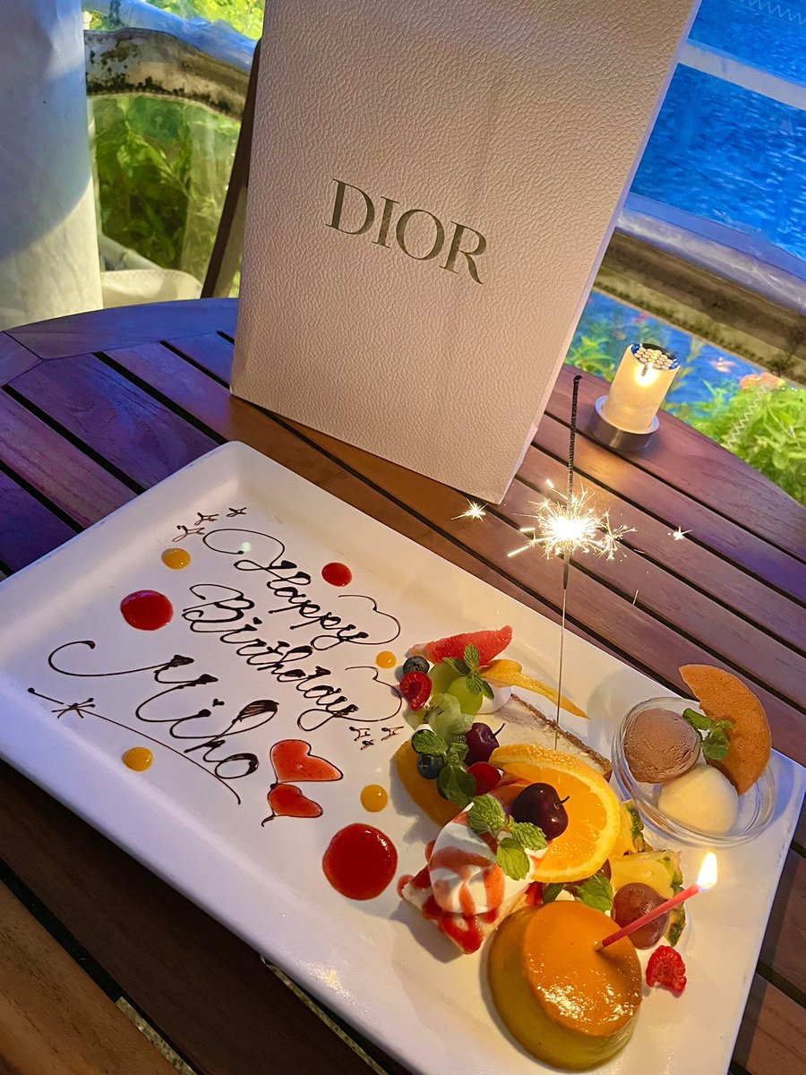 loveexpo's tweet photo. 今年のお誕生日は中継でした🚤 https://t.co/SgwE6MFiaW