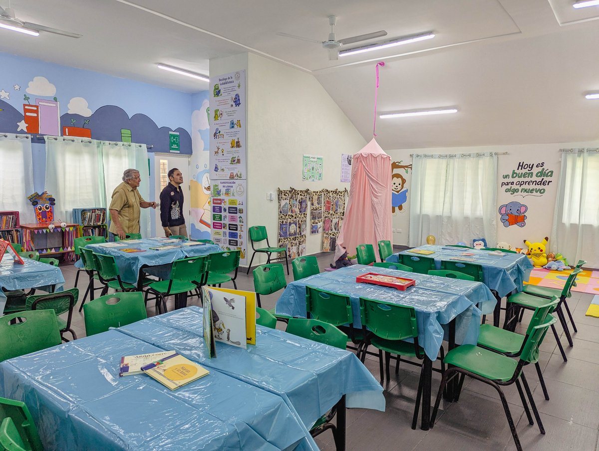 educacionyuc's tweet photo. 📚 Nuestro Programa Estatal de Lectura y Escritura estuvo presente en la inauguración de la #Ludoteca escolar "Emilia Ferreiro", en el edificio compartido de las #Primarias "Víctor Manuel Martínez Herrera" y "José Vasconcelos" de #Kanasín, y... (1/2) https://t.co/LeIPJzqrg3