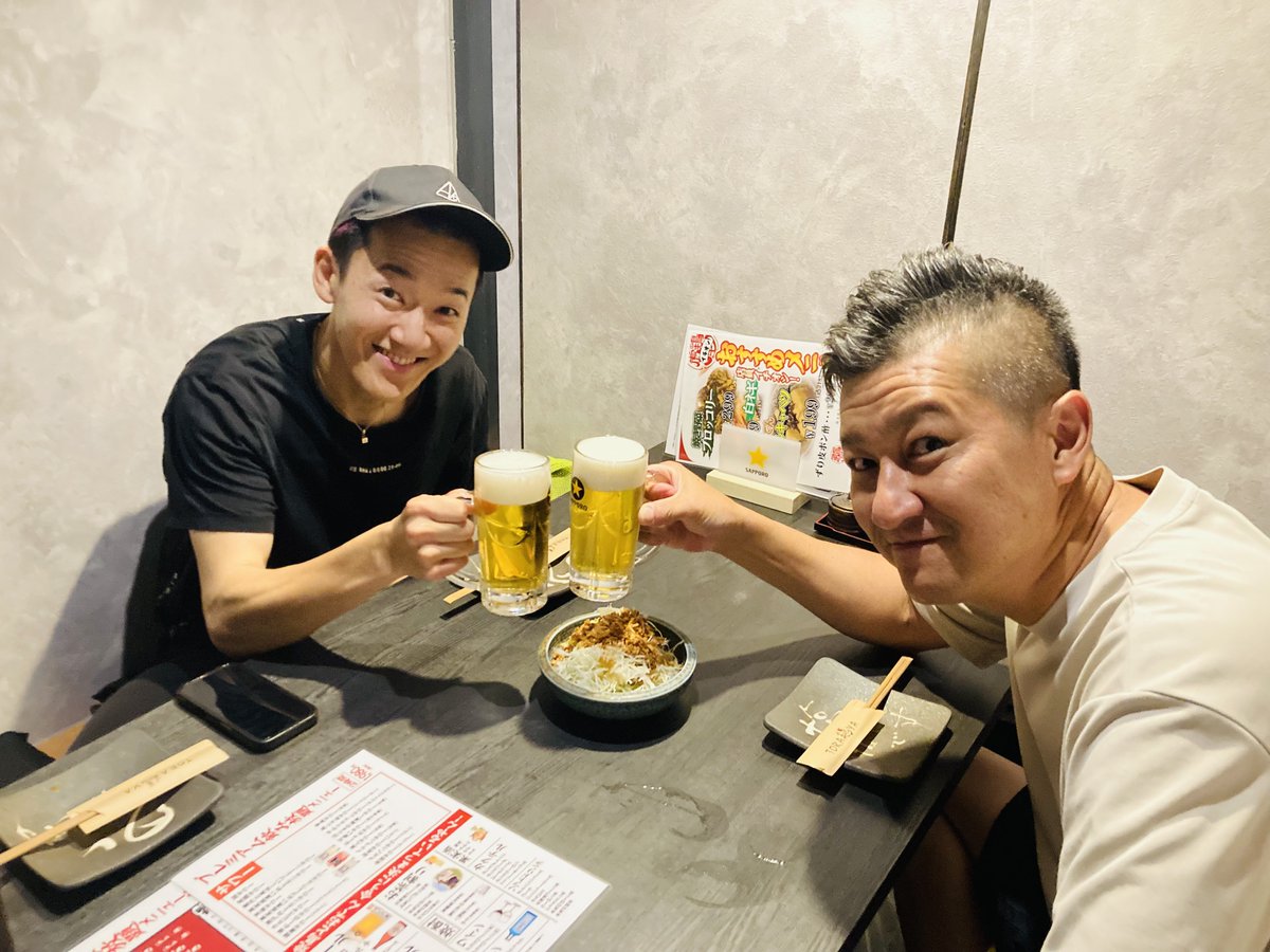 jugglersynchro's tweet photo. ら・今宵は可愛い後輩と楽しいひと時を。
私の都合だったのに、遠方まで来てくれてありがとう！

#フリースタイラーNARI https://t.co/ZGdXAyWHat