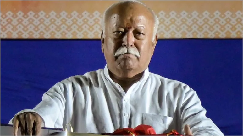 ndtv's tweet photo. "Hindu Religion Not Registered": Mohan Bhagwat On Priyank Kharge Letter
https://t.co/aok9LX0Irh https://t.co/gOMpv8nGV8