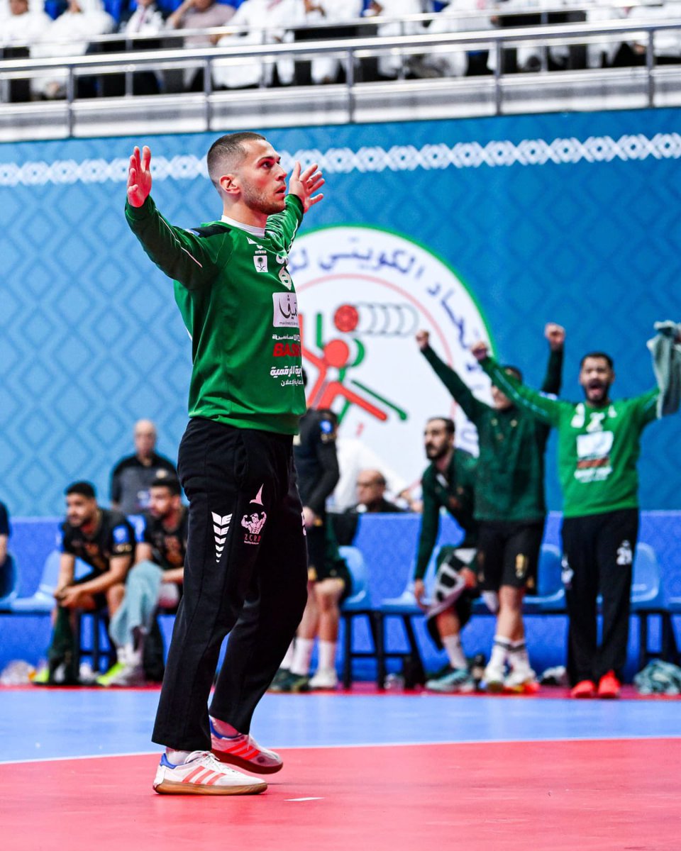cr_sii's tweet photo. كريس 🔥🔰 https://t.co/3mvmF0MpMP