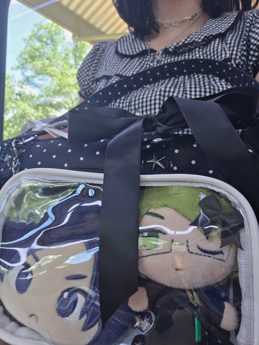 bouncegood's tweet photo. 💙💚 https://t.co/JifOXD0h6U
