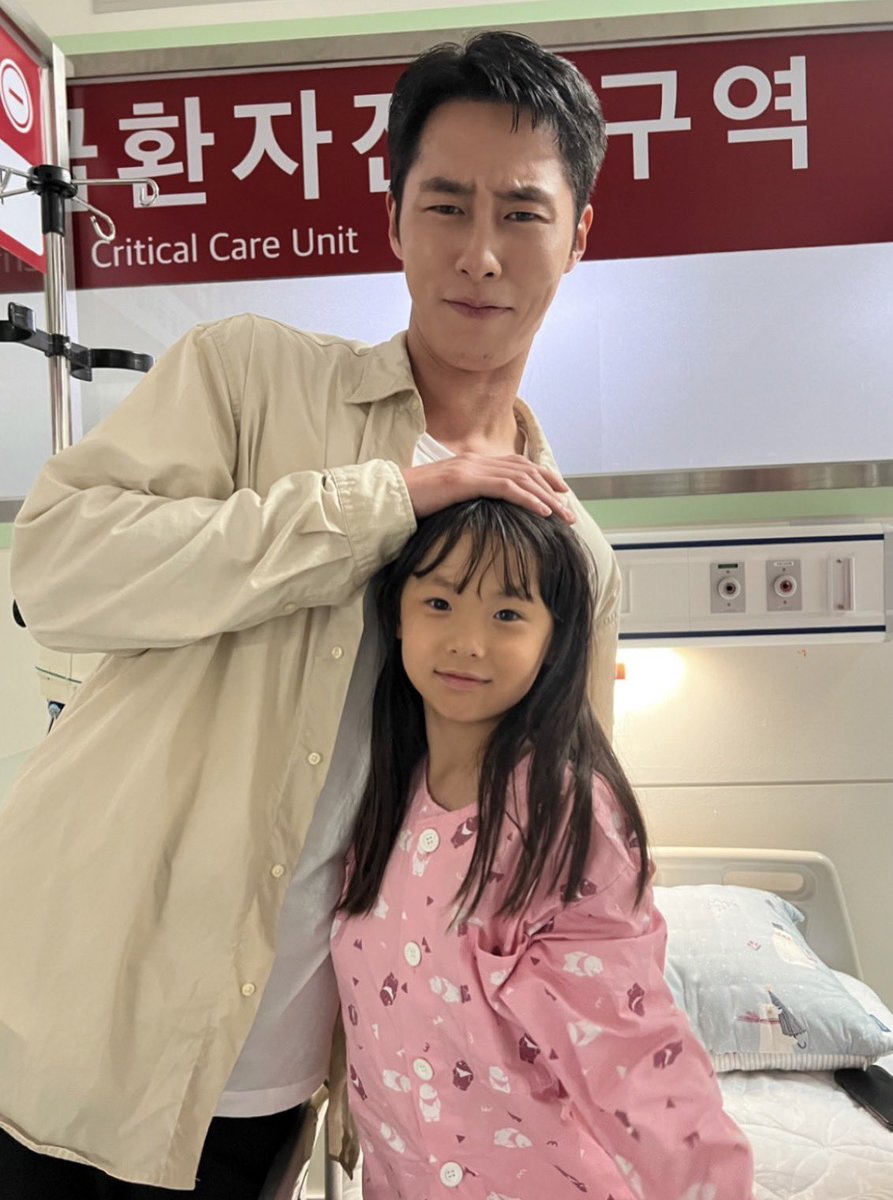 mirc_br's tweet photo. Aaahhh SO CUTE! 💞💞
Jaewook e a mini diva juntos na mesma tela, eu tendo um ataque de fofura  #Leejaewook #Leechaeyoo https://t.co/lqH1uhnHSk