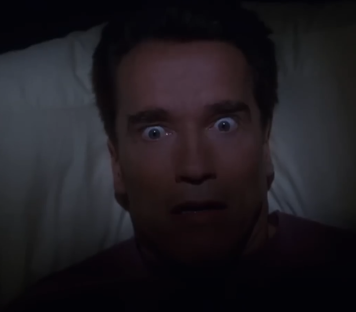 clearcommstv's tweet photo. @WeezingFan64 @eatingrapes1488 >missing out on high school love is out
>now it's missing out on a sexy ass vampire and a ripped werewolf chick fighting for your affection

We didn't even need VR for cosmic horror it's always been there https://t.co/sux8sZTIBq