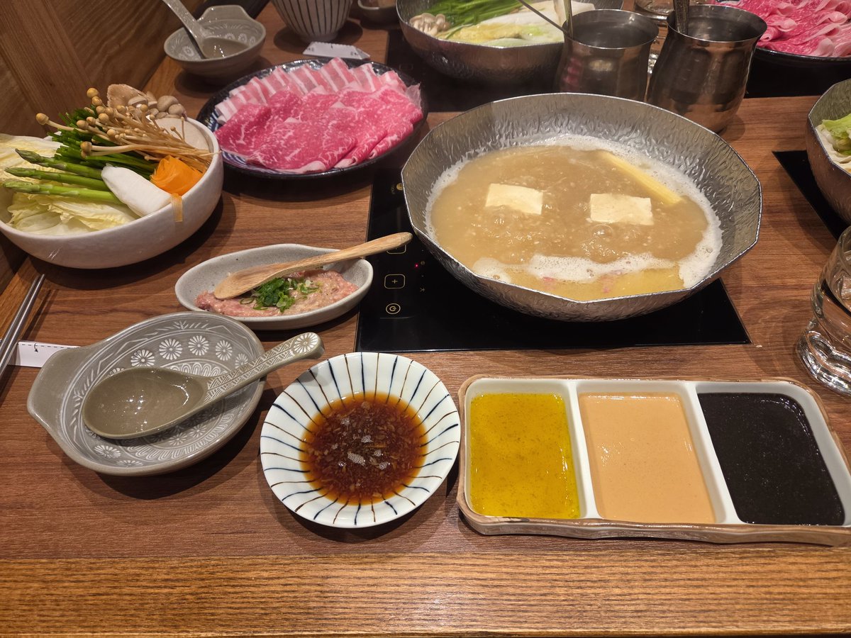₦₲ 〜(^∇^〜)那顆蛋 tweet media