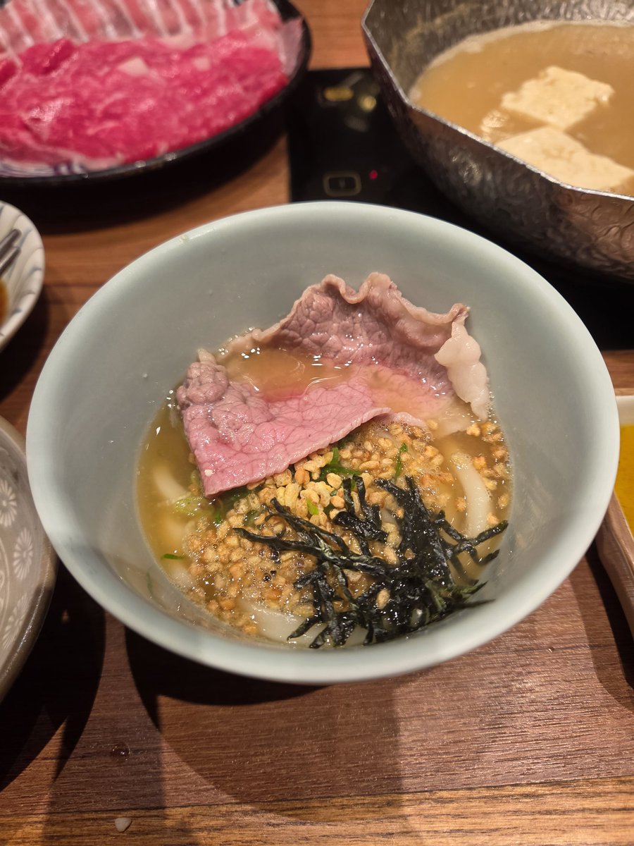 ₦₲ 〜(^∇^〜)那顆蛋 tweet media