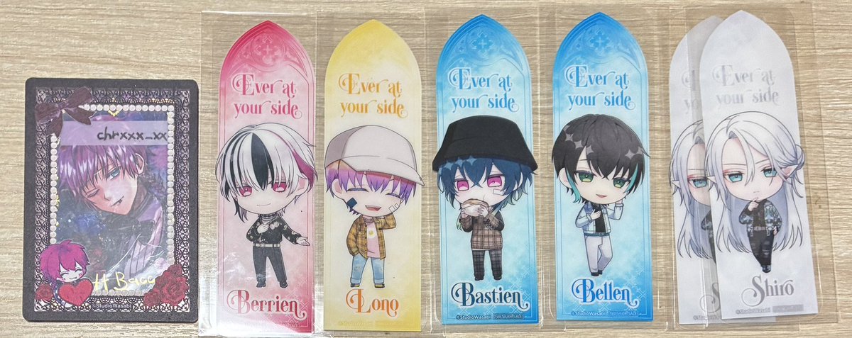 chrxxx_xx's tweet photo. 🎀交換🎀あくねこ 悪魔執事と黒い猫 東京タワー グリッター缶バッジ 原作スクエア缶バッジ B 購入 フード 特典

譲〻ベリアン ロノ バスティン ハウレス アモン ラムリ ベレン シロ

求〻同種ラト

♡1:1〜◎
初回プロカ必読〻郵送のみ

お気軽にお声掛けください🙂‍↕ https://t.co/ZnZC059dGs