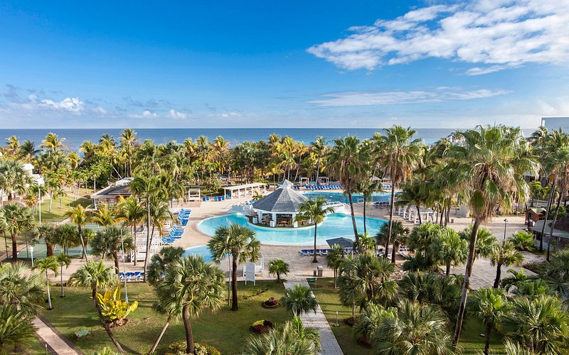odacuba's tweet photo. #CubaÚnica Tras diversas mejoras el primero de julio regresa a sus operaciones el hotel Sol Palmeras de #Varadero, alojamiento mixto más antiguo de Cuba donde inició su presencia en la Isla la cadena Meliá,  el 10 de mayo de 1990. #MatancerosEnVictoria @radio26cu @radio_cubana https://t.co/3z0pKOEBd7