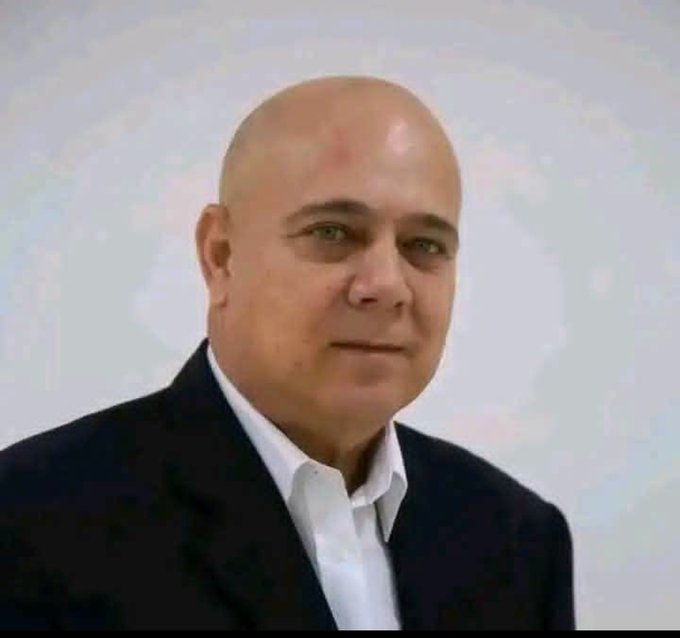 RamnMonte1's tweet photo. #CubaEstáFirme 
Muchas felicidades en su cumpleaños al Dr Roberto Morales Ojeda, Miembro del 
buró político y Secretario de organización del CCPCC 
#CubaVencerá https://t.co/dqaqJMmOBm