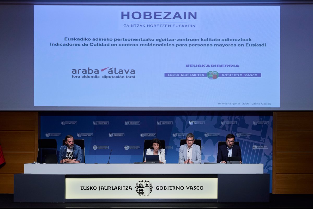 nerea_melgosa's tweet photo. 📊 Hoy hemos presentado HOBEZAIN, junto a la Diputación Foral de Álava: la nueva estadística oficial sobre indicadores de calidad en residencias de personas mayores.
El objetivo es claro: contar con mejores datos para ofrecer mejores cuidados. 🏡
#HOBEZAIN #Cuidados https://t.co/knayyERDu5