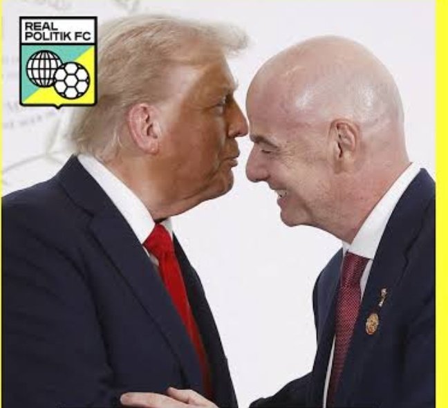 COMAUTOO's tweet photo. Se acaba de encontrar una nueva #perritadeTrump @FIFAcom https://t.co/FH22gjGWAD