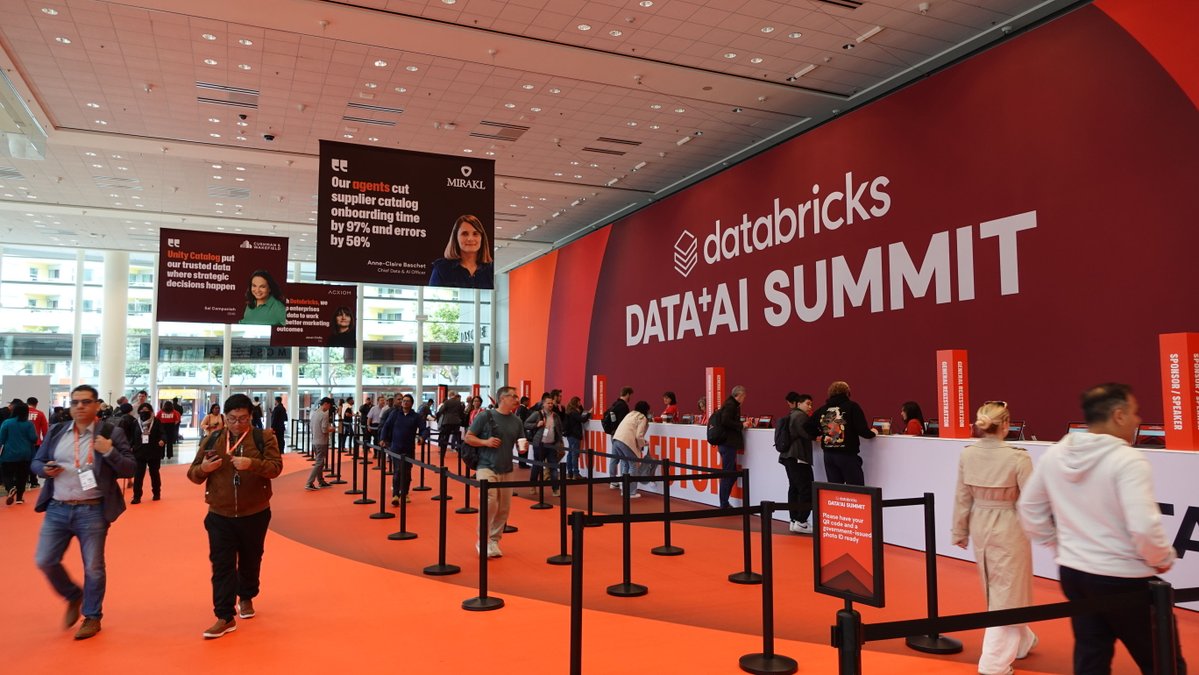 databricks's tweet photo. #DataAISummit 2026 is officially underway!

This week, thousands of data and AI leaders, engineers, analysts, architects, and builders are coming together in San Francisco to explore the future of apps and agents through keynotes, technical sessions, training, and hands-on experiences.

We'll be sharing announcements, highlights, and moments from across the event all week long.

Not in San Francisco? Join the virtual experience here: https://t.co/ehV4fgucge