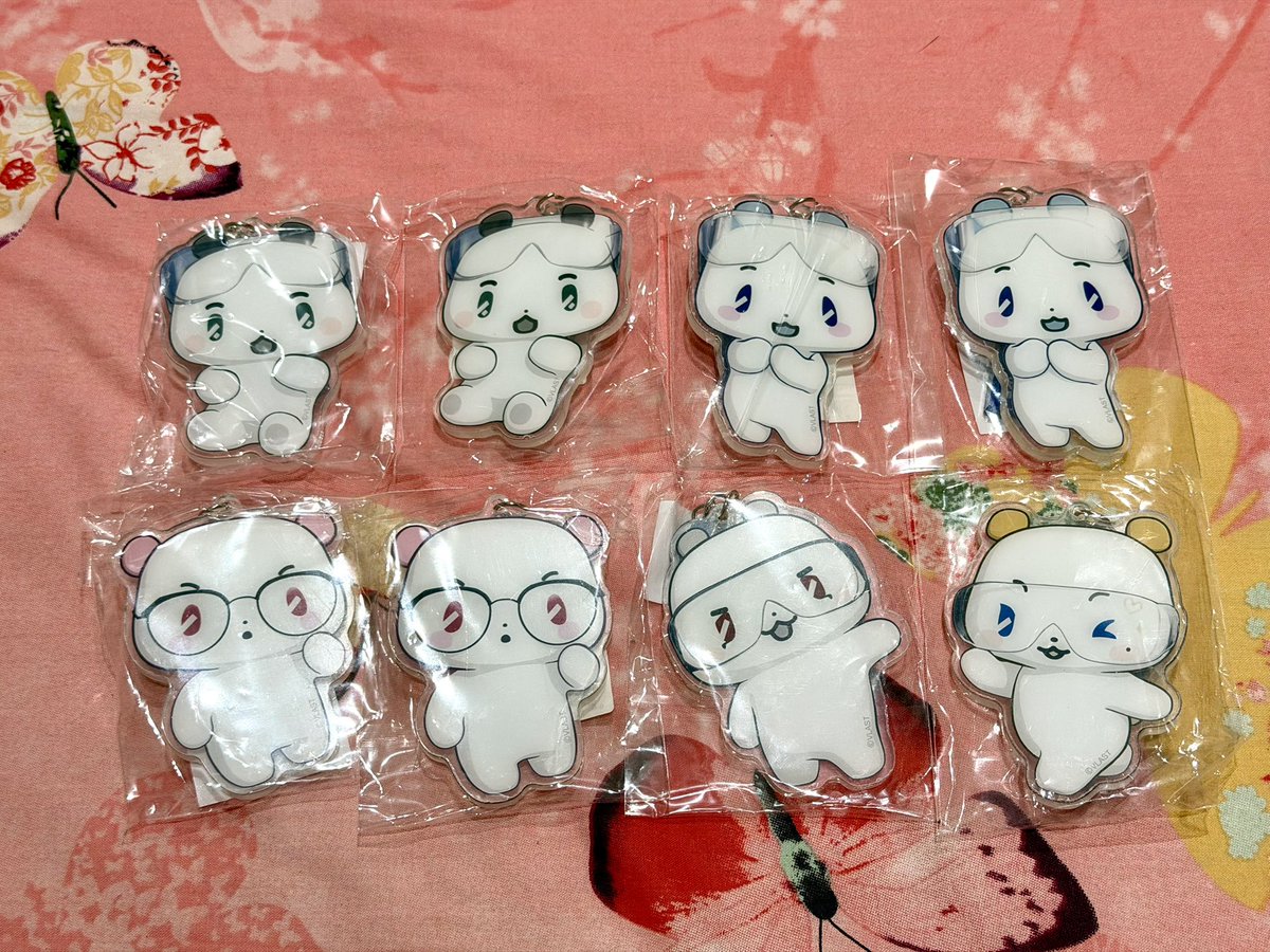 haminmby's tweet photo. #psell WTS MMMM keychain mirror Mediheal

Avail : Meymu (2), Moi (1), Muhmo (1), Miimu (2), Meowmi (2)

Price : 65k each
exc : pack, ongkir (bisa manual jne), adm 🍊

dom tangsel. yg minat bisa mention &amp; DM yaa. thankyou☺️🫶
#warungplave #jajanplave https://t.co/bg8O3CKlVa