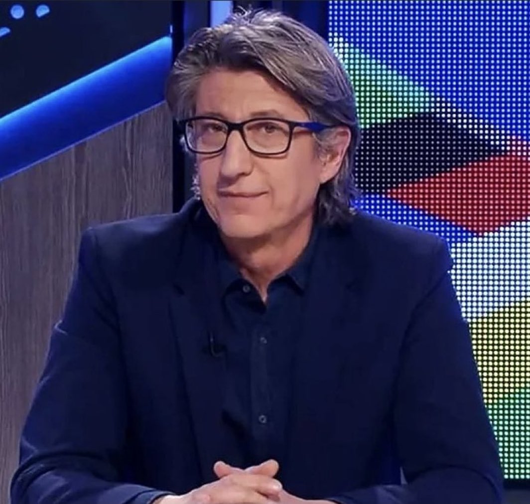MarioHurtadoRM's tweet photo. Llevamos 5 minutos de partido y Juan Carlos Rivero ya ha soltado estas burradas.

" Comienza el mundial de España en Atalanta en Cabo Verde"

“Ahí tenemos el 11 de España con Marc Cucurella en portería”

JAJAJAJAJAJAJAJAJAJAJAJA https://t.co/XgNaAh6WNC