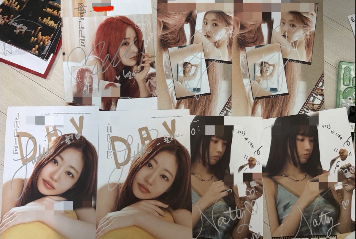 ppksdosie's tweet photo. 키스오브라이프 포토카드 양도

 Who is she 0.8 
Bad news / tour 1.0
Group sign 1.5 Dm

kissoflife kiof 쥴리 나띠 벨 하늘 포카 역조공 미팬 싸포 포토카드 미공포 sign polaroid 멬스 럭드 julie natty belle haneulMAKESTAR MUVVE signed page https://t.co/hAFfV7Lkmc