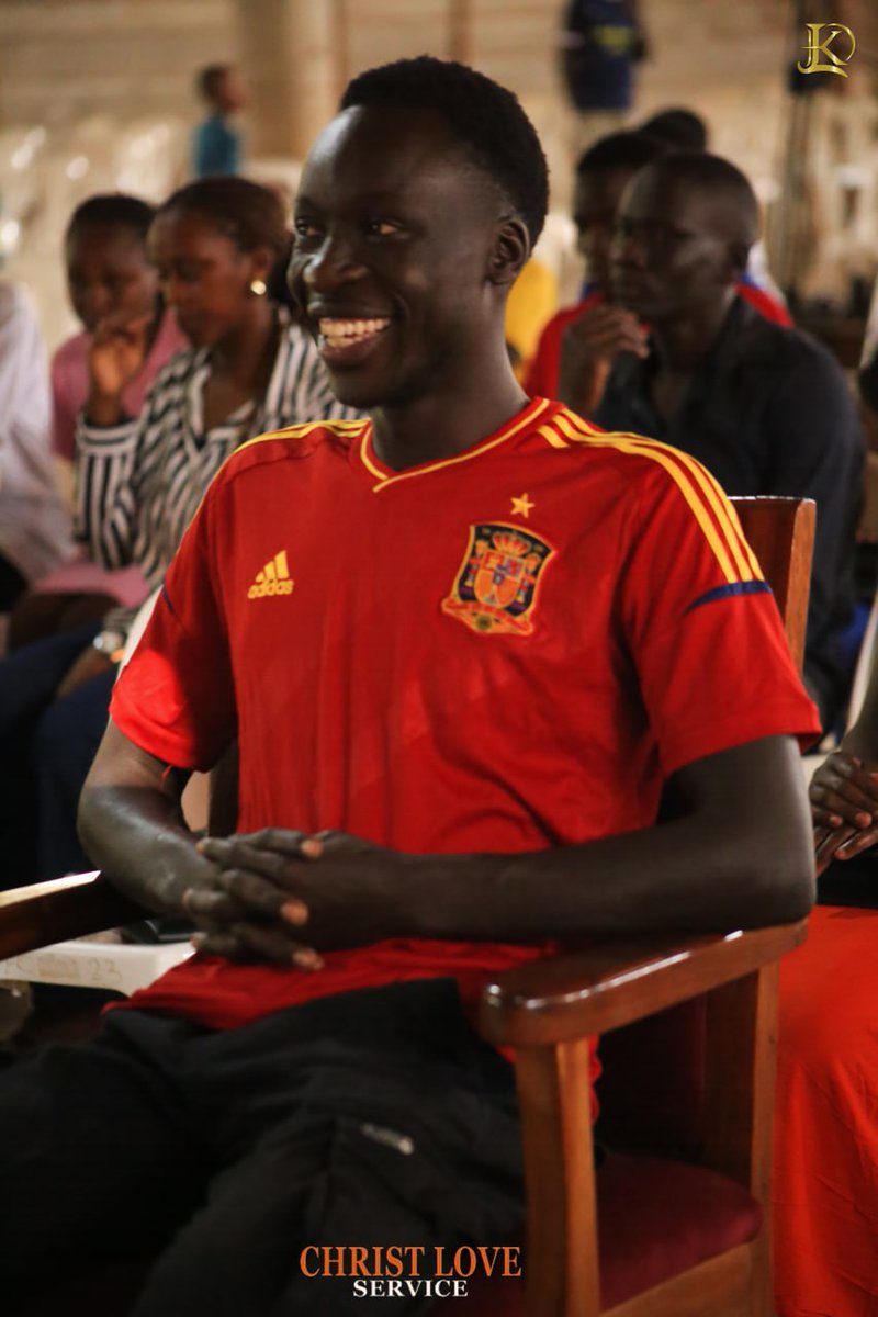 CFCFORTPORTAL's tweet photo. Recap
Christ gave us the Spirit to stand the test of time, prayer keeps the connection and faith keeps us standing and gets to us what God promised. Amen.
Mrs. Mercy Kusemererwa
#YouthService moments https://t.co/vLl43pWArC