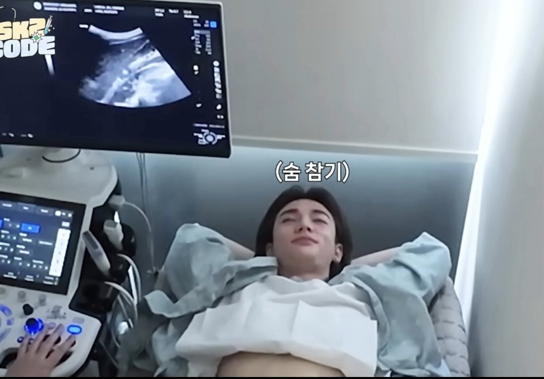hynchntruther's tweet photo. mpreg is real mommy hyunjin is real IDGAF abt anything else https://t.co/K5xzVCsbCR