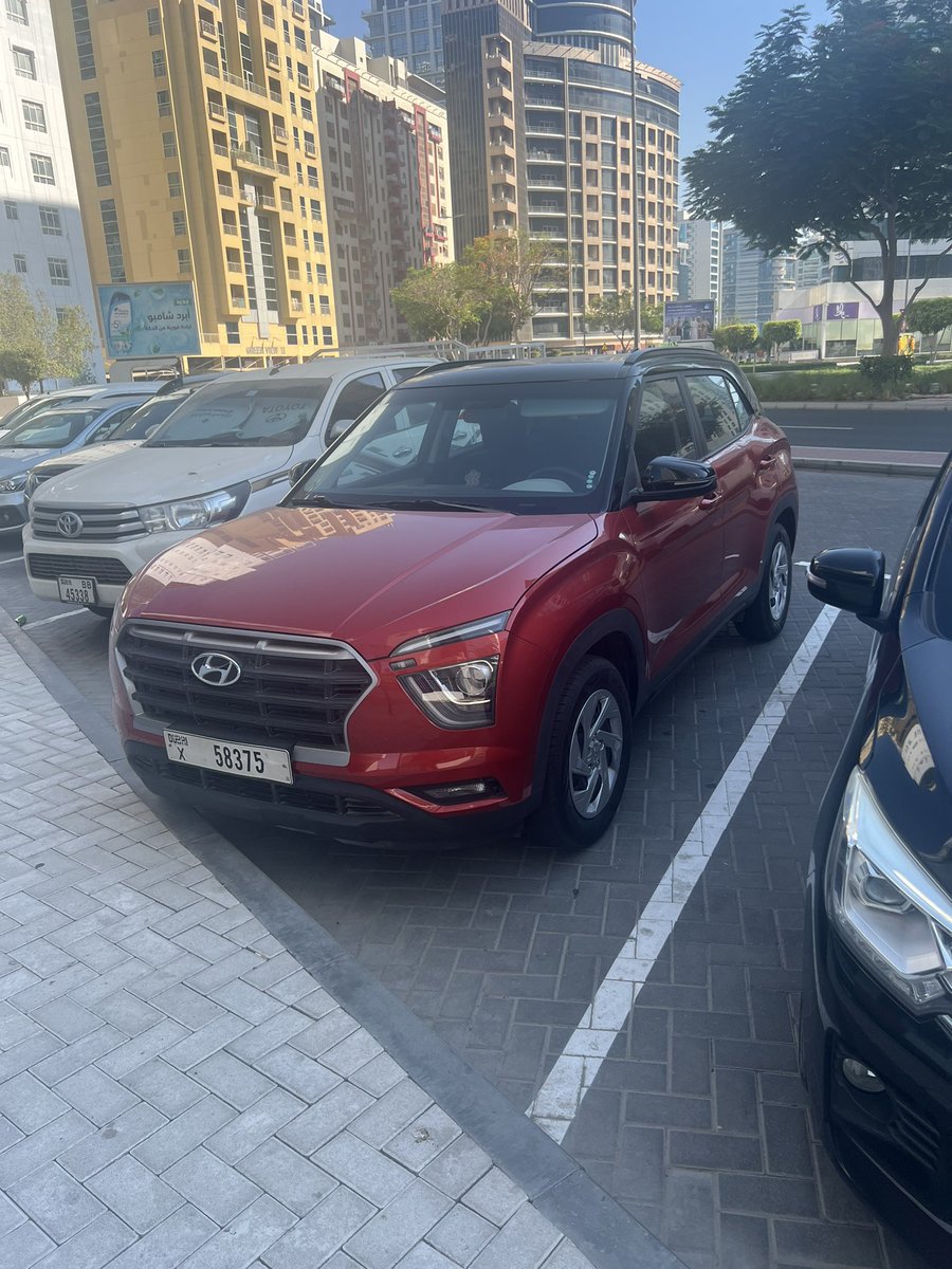 EngMaryaam's tweet photo. My 1st street parking 🅿️ 
Guess who's becoming a good driver 🚗😌 https://t.co/ozg1mKf2g6
