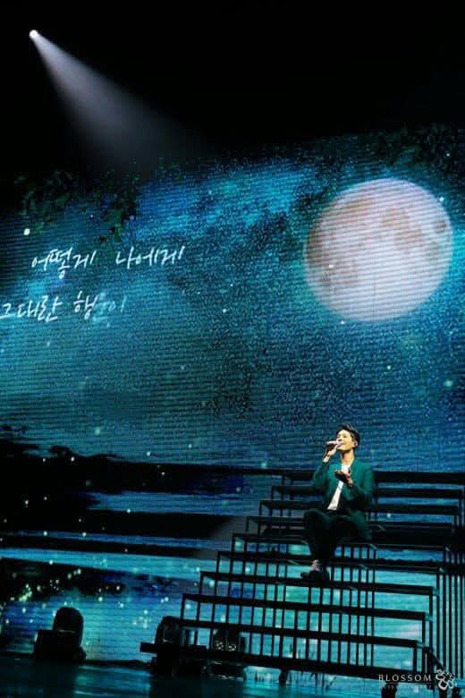 WaneeIamsa's tweet photo. @BOGUMMY
🪷 Bogum💙Happy 33rd Birthday! I wish you happiness and good health, and I will always be there to support you and be by your side.
#ParkBoGum
#BogumDay
#HappyBogum https://t.co/Oxu8WjCRJh