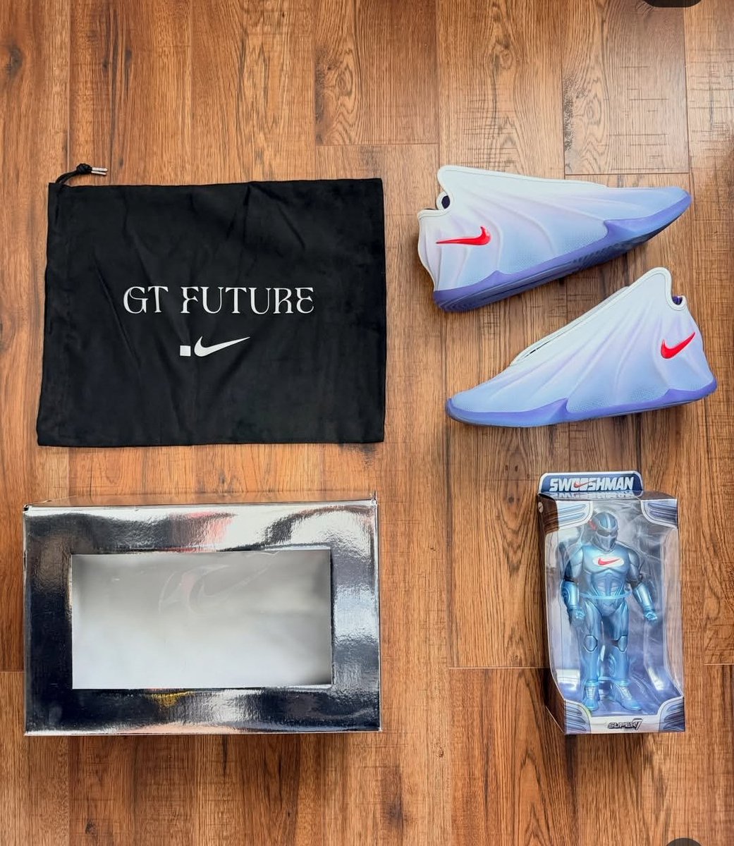 wtftarki's tweet photo. First IN-HAND look at the Nike GT FUTURE  "SWOOSHMAN ".. https://t.co/SVLQORo17s