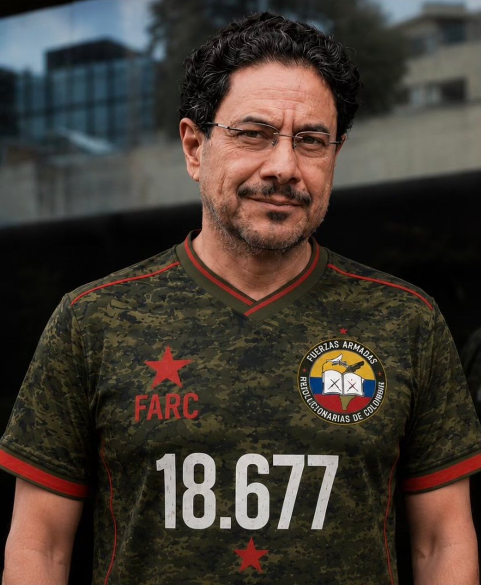 LeyvaPatio's tweet photo. @Orlando71156528 El mayor defensor de violadores, pedofilos en 🇨🇴 🇨🇴 🇨🇴 🇨🇴 🇨🇴 🇨🇴 https://t.co/kOPlw3ixVf