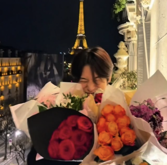 JOJOKlNGDOM's tweet photo. Jojos! I’ve missed you all so much 🥺 I know I’ve been gone for a while now, but I promise it’ll be worth the wait!

Firstly, it’s been over a year since 'elysia' and it’s been a crazy adventure. Thank you for your continued support ♡

[1/3] https://t.co/vAr31bt1E7