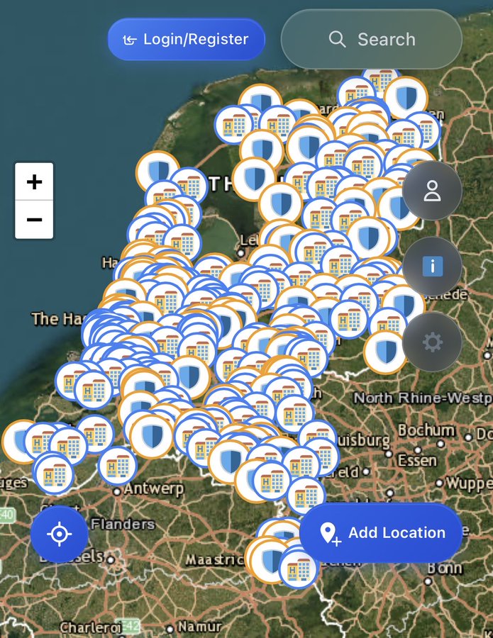 LuuskeC's tweet photo. @SiccoVanHoegee Dit is Nederland, overal mensen onnodig in gevaar brengen door de import van intolerante barbaren Maffe Linkse Clown https://t.co/WzGMj7Wbdc