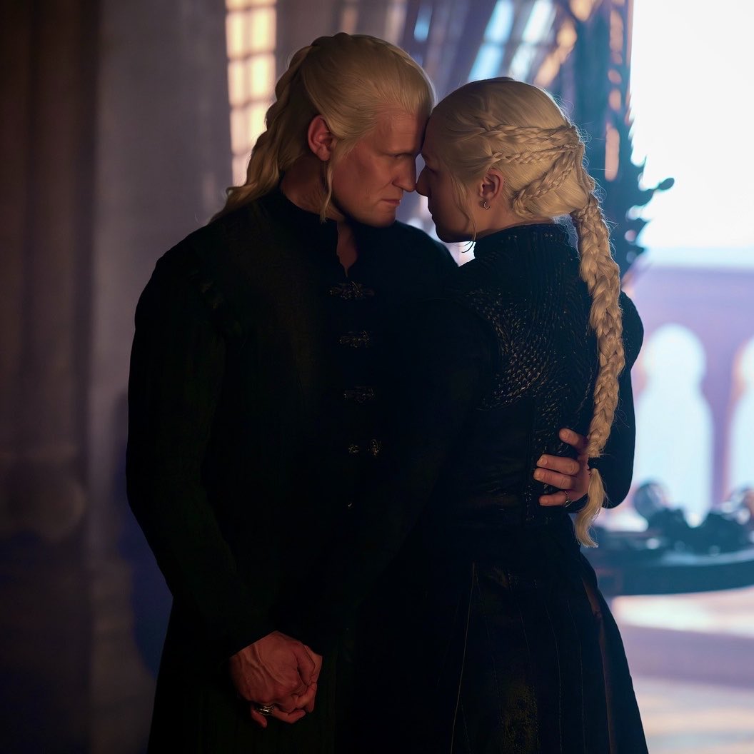 daemyrathinker's tweet photo. “At the center here is [Rhaenyra’s] relationship with Daemon, which remains one of the series' most fascinating dynamics. After being separated for most of season two, they latch onto each other with a newfound desperation.” https://t.co/SxiyXfyj05
