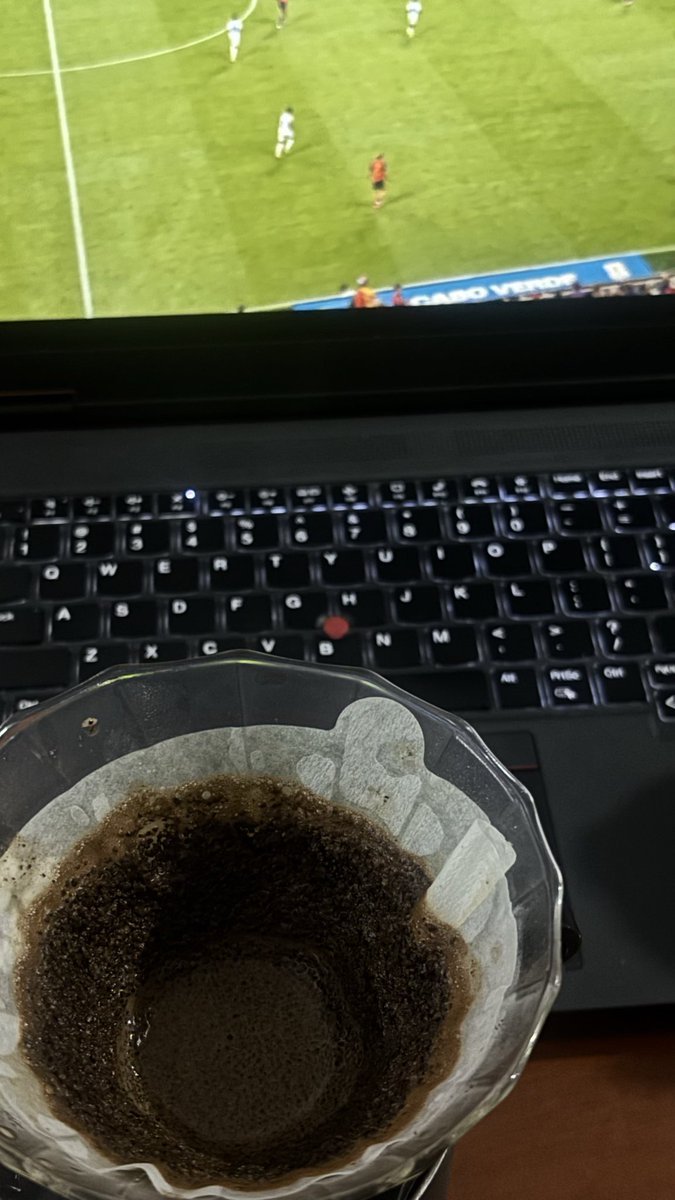 suneater751's tweet photo. V60 emang cocok https://t.co/cbS3tthjpA
