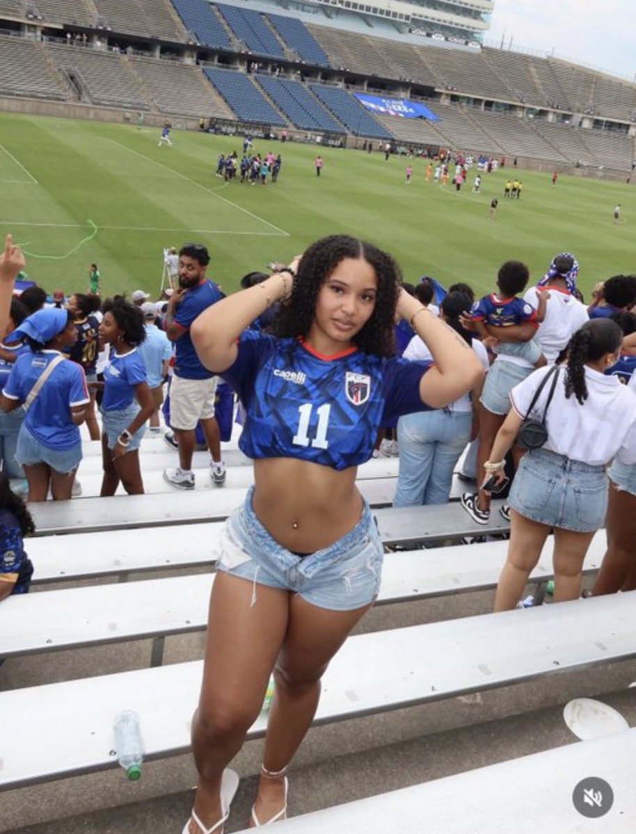 DaveGIRAN's tweet photo. Oh my days

I have to marry a Cape Verde woman wtf😍 https://t.co/oQpOSRKwpa