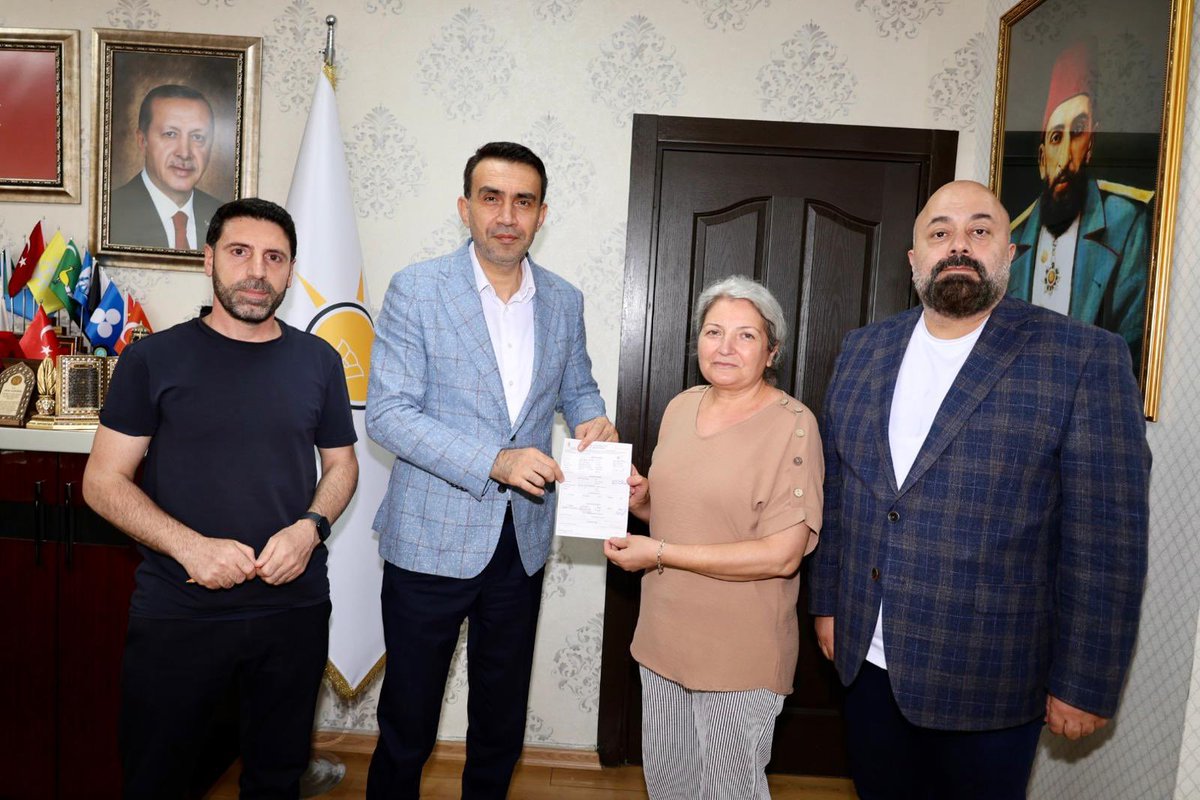 AdemAldemir33's tweet photo. 📍AK Parti Mersin İl Başkanlığı

✅ Üye Kaydı

Yeni üyemizin AK Parti ailemize katılımını memnuniyetle gerçekleştirdik.

Bu kutlu davaya duyduğu güven ve verdiği destek için kendisine gönülden teşekkür ediyorum.

İnanıyoruz ki; birlik ve beraberlik içinde, Mersin’imiz ve ülkemiz için daha güçlü yarınları hep birlikte inşa edeceğiz.

AK Parti ailemize hoş geldiniz, sefalar getirdiniz.

#AKParti #Mersin
#BizBüyükBirAileyiz #BirlikteDahaGüçlüyüz