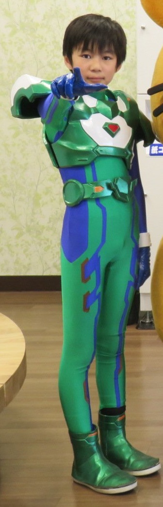 KazuyaHero58201's tweet photo. グリーンコスのカッコかわいい少年ヒーロー https://t.co/oP7awNFO5c