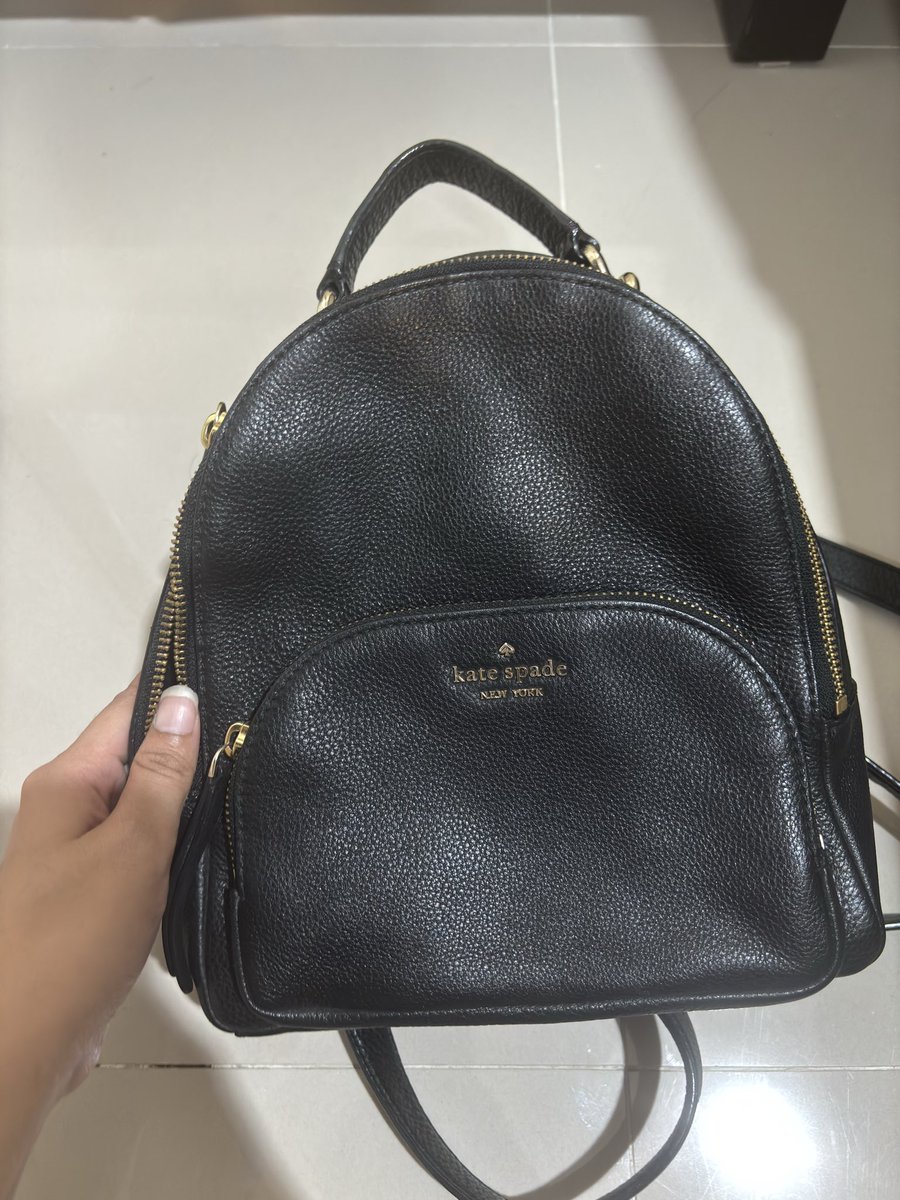 ttongmin_cha's tweet photo. WTS under 700k aja per tas
Original Kate Spade yahh, bisa oren juga

Mau decluttering guyss sudah semakin banyak barang di rumah https://t.co/PpMBYSSU6H