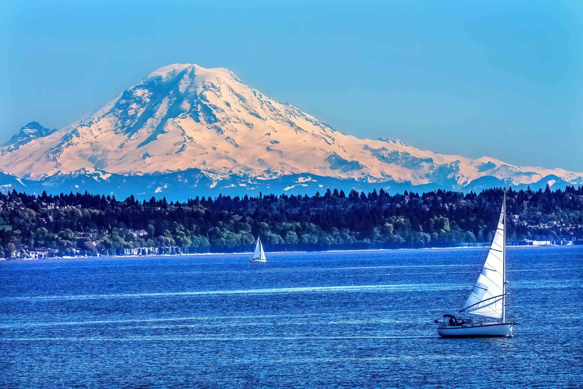 WILLEP's tweet photo. Please see my photo with set pieces under Washington State , USA and Travel categories on my premium website https://t.co/fY5ombxaH7 of Mount Rainier Puget Sound North Seattle Snow Mountain Sailboats Washington State Pacific Northwest #colorful #mtrainier #Washington https://t.co/x00tqMT1A8